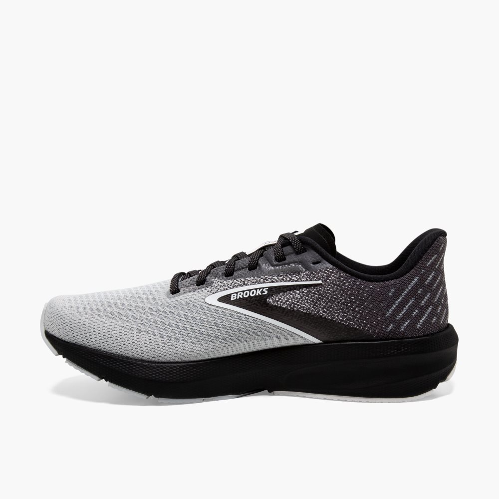 Brooks Launch 10 Black / White | 15VXIQLZT