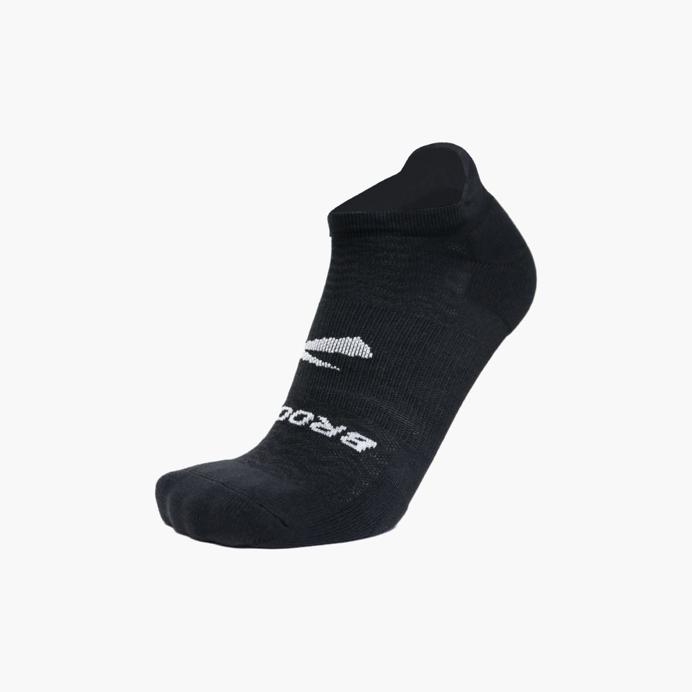 Brooks Run-In No Show 3-Pack Black | 45DXZRCFM