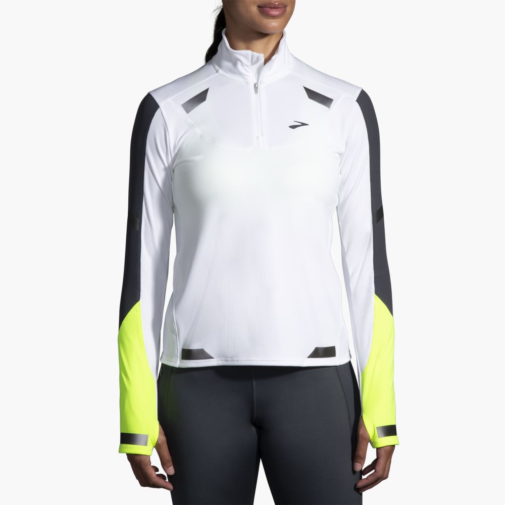 Brooks Run Visible 1/2 Zip White | 59XKEFHLN