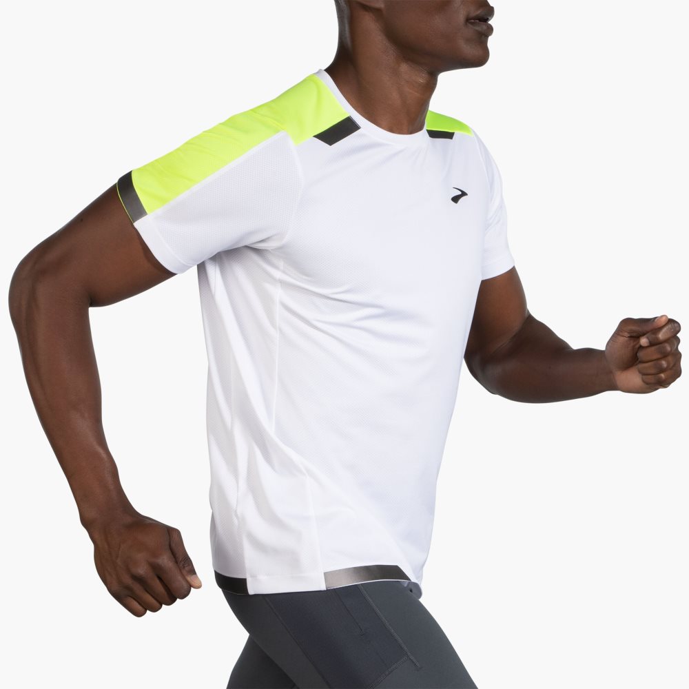 Brooks Run Visible Short Sleeve White | 37NYHDIRT