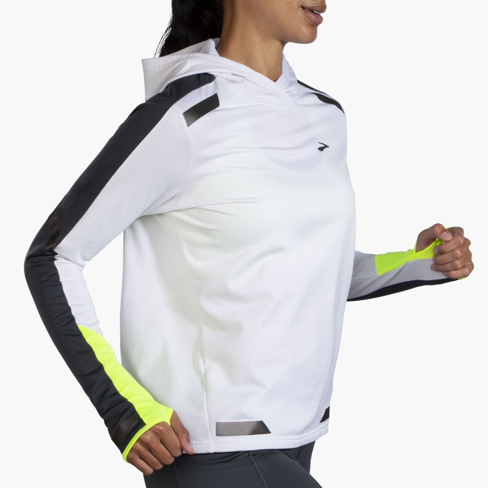 Brooks Run Visible Thermal Hoodie White | 94UVSRLHT